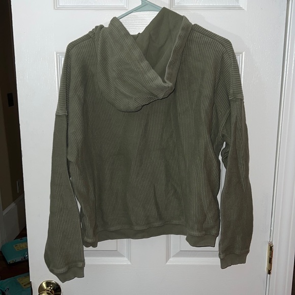 Aerie Sage Pale Green Ribbed Cropped Hooded Pullover Sweatshirt Size Medium - Picture 7 of 7